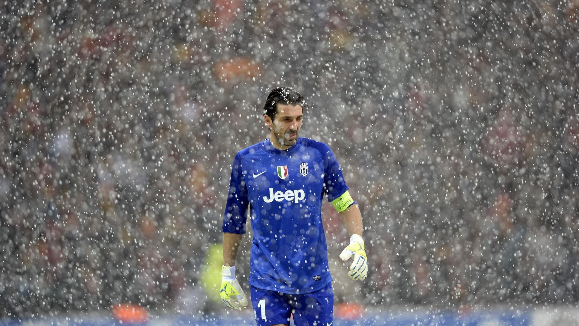 美加墨世界杯焦点战，篮网完胜76人，一场跨越体育疆界的战术启示