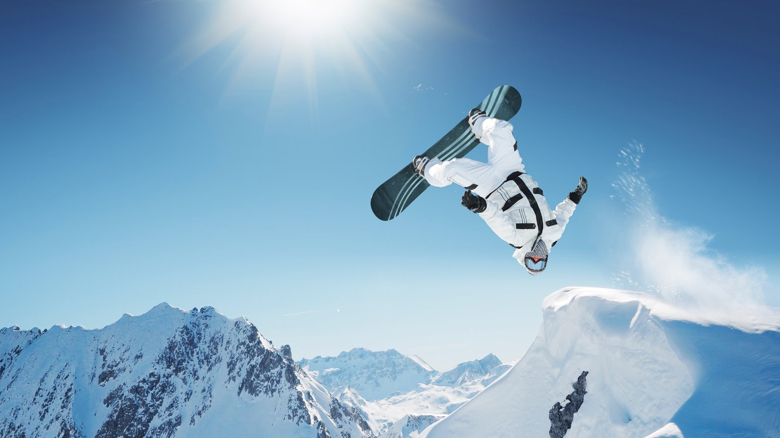 爵士轻取篮网，西亚卡姆状态火热，一场战术与天赋的完美对话